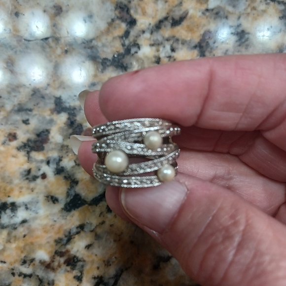 Silver pearl ring - Picture 4 of 4